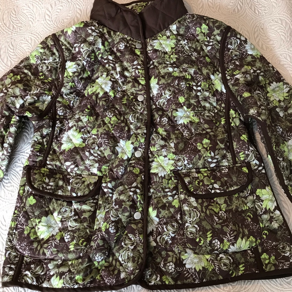 Jane Ashley reversible quilted jacket.